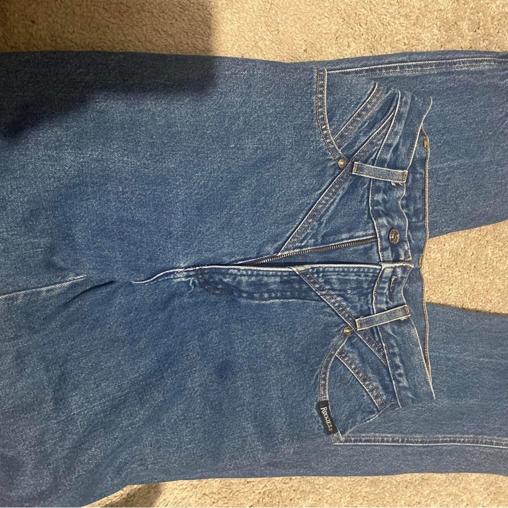 Women's Straight Leg Jeans in Blue